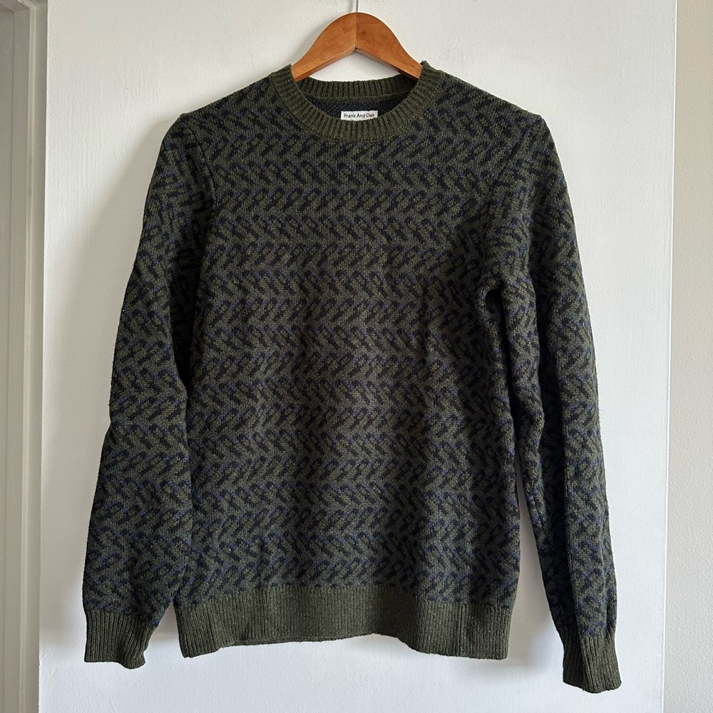 Frank And Oak Green Pattern Wool Blend Crewneck Sweater Size XS EUC